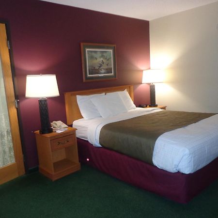 Americinn By Wyndham Madison Sd Bagian luar foto