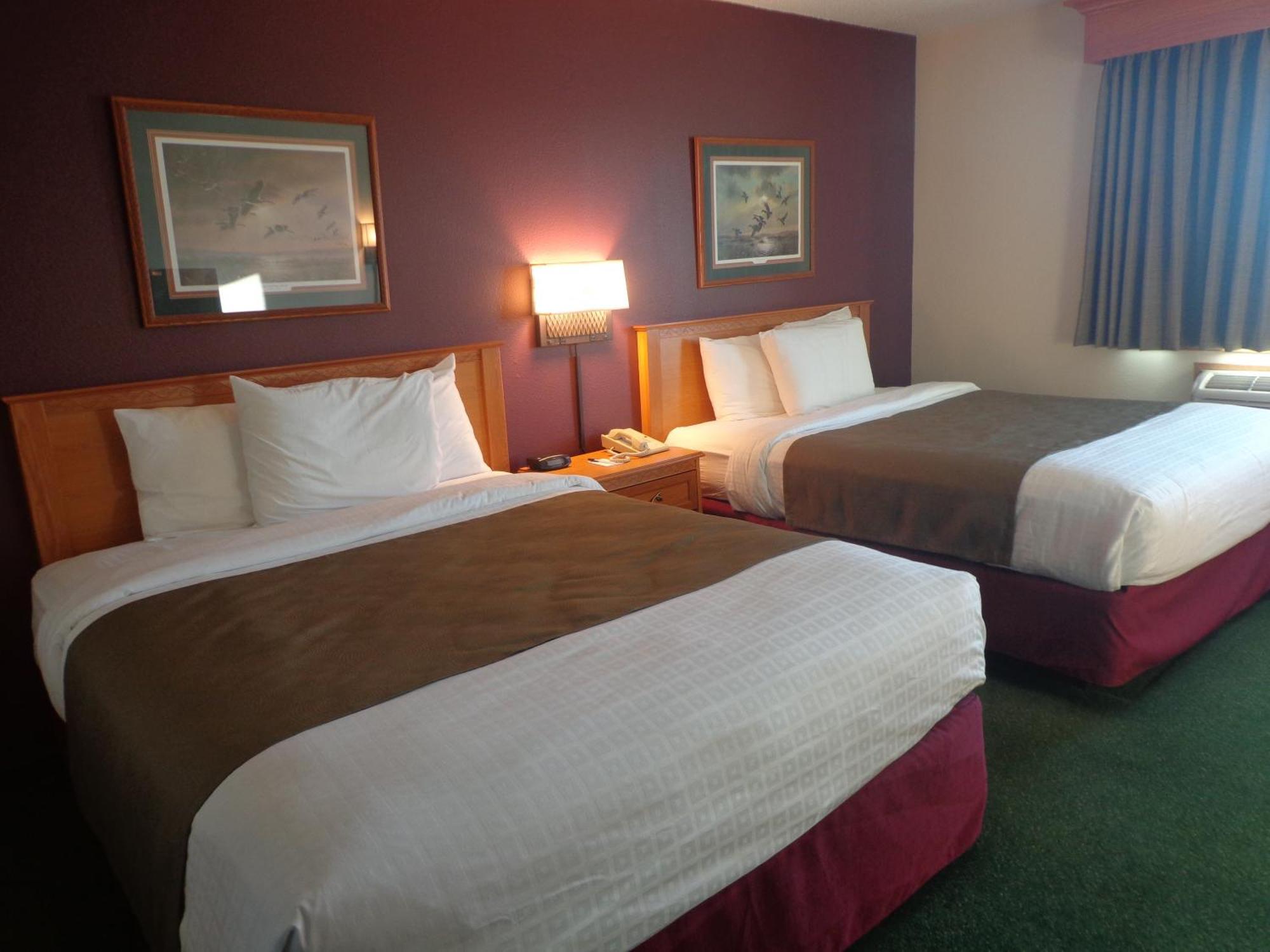 Americinn By Wyndham Madison Sd Bagian luar foto