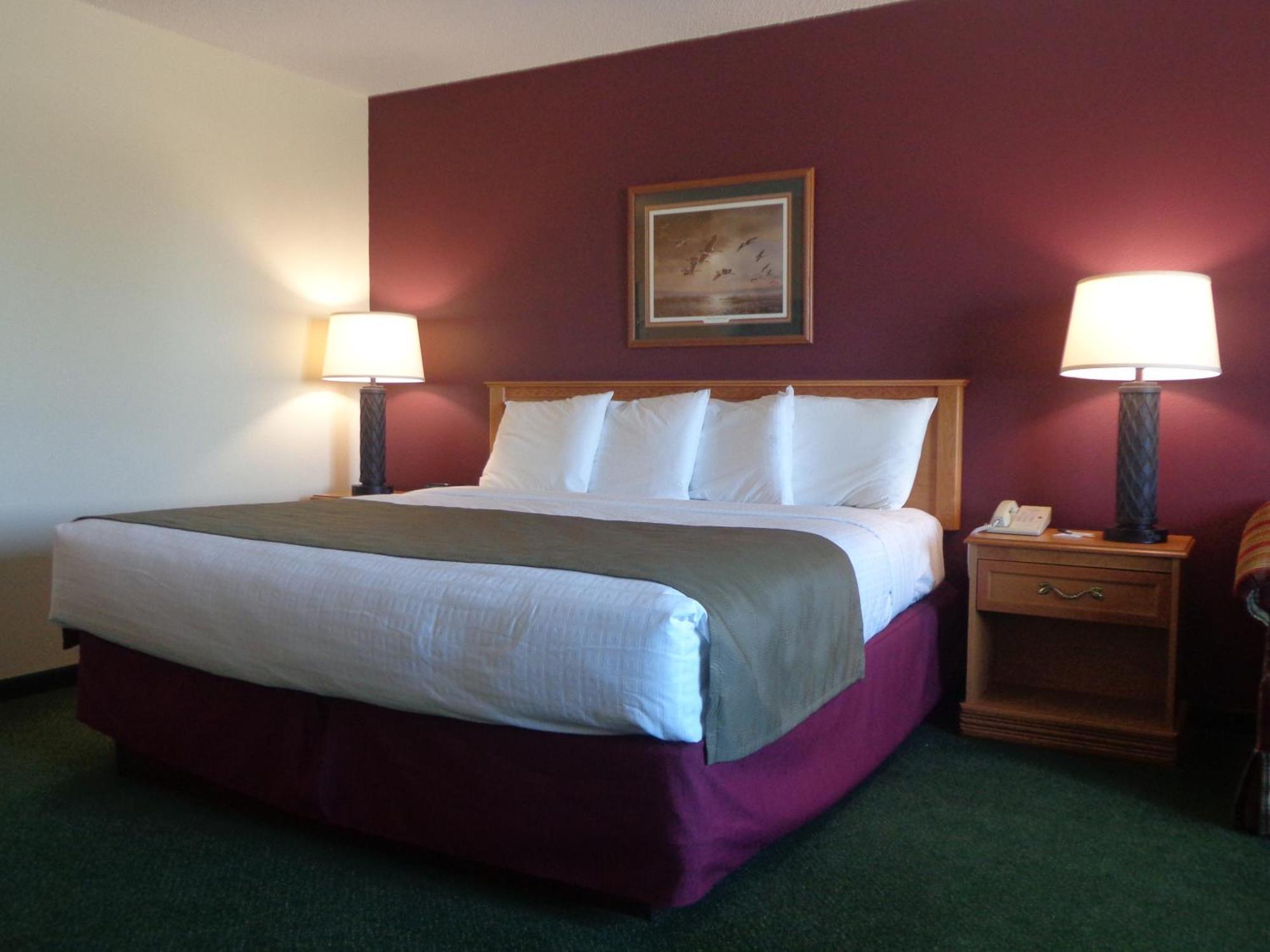 Americinn By Wyndham Madison Sd Bagian luar foto