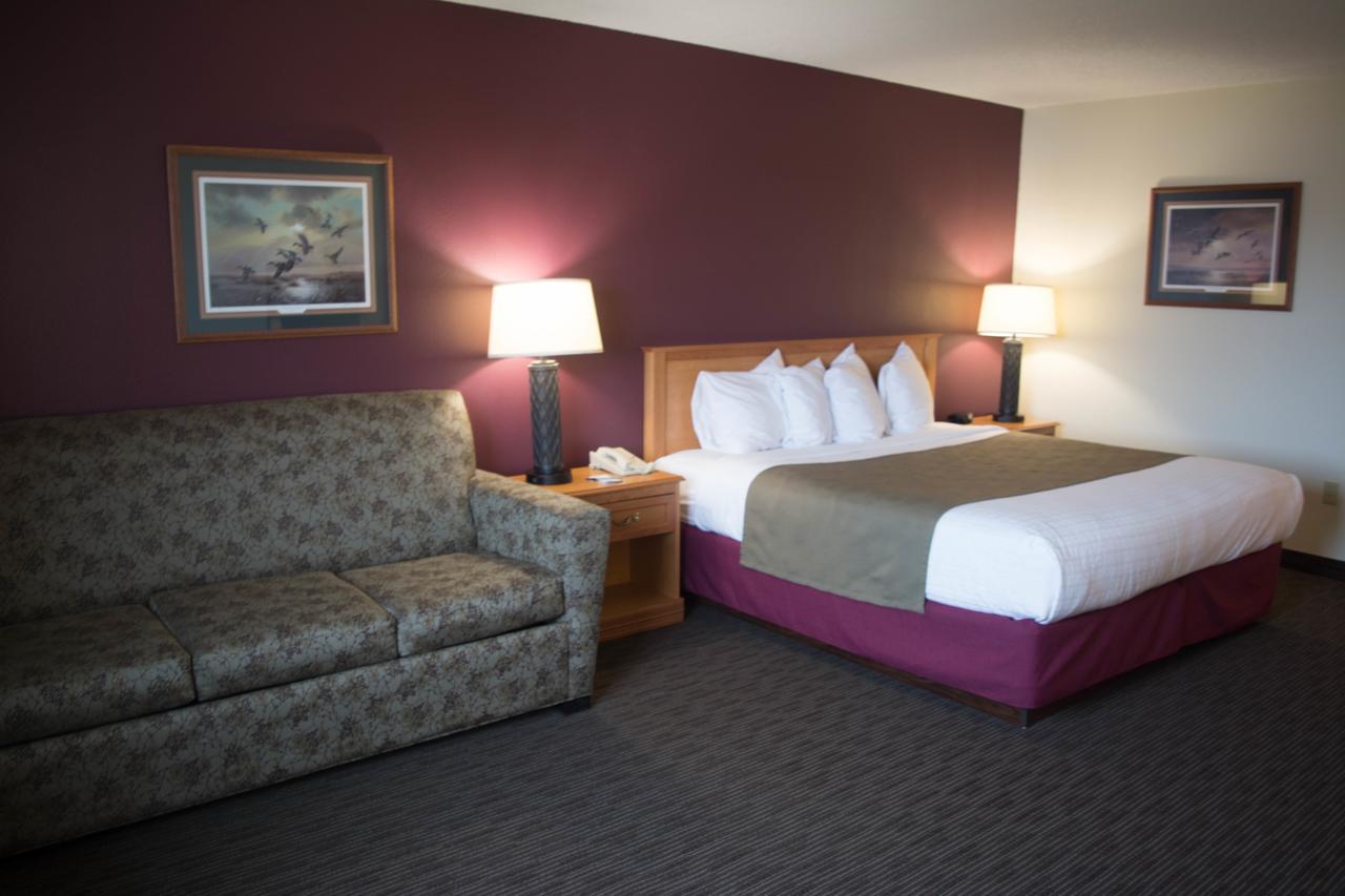 Americinn By Wyndham Madison Sd Bagian luar foto